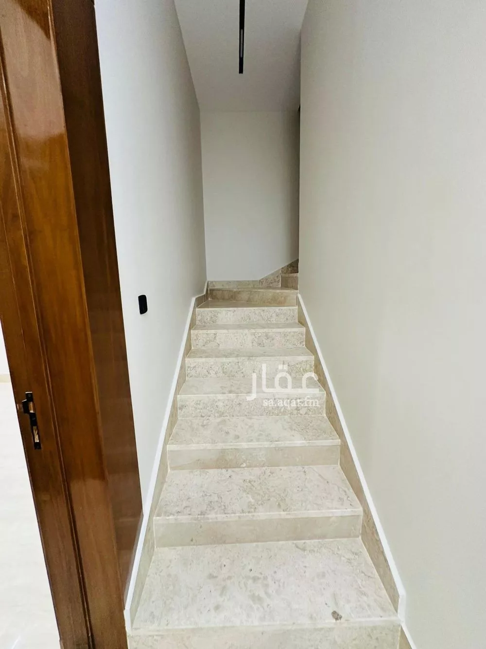 شقة 6 غرف في الرمال 6