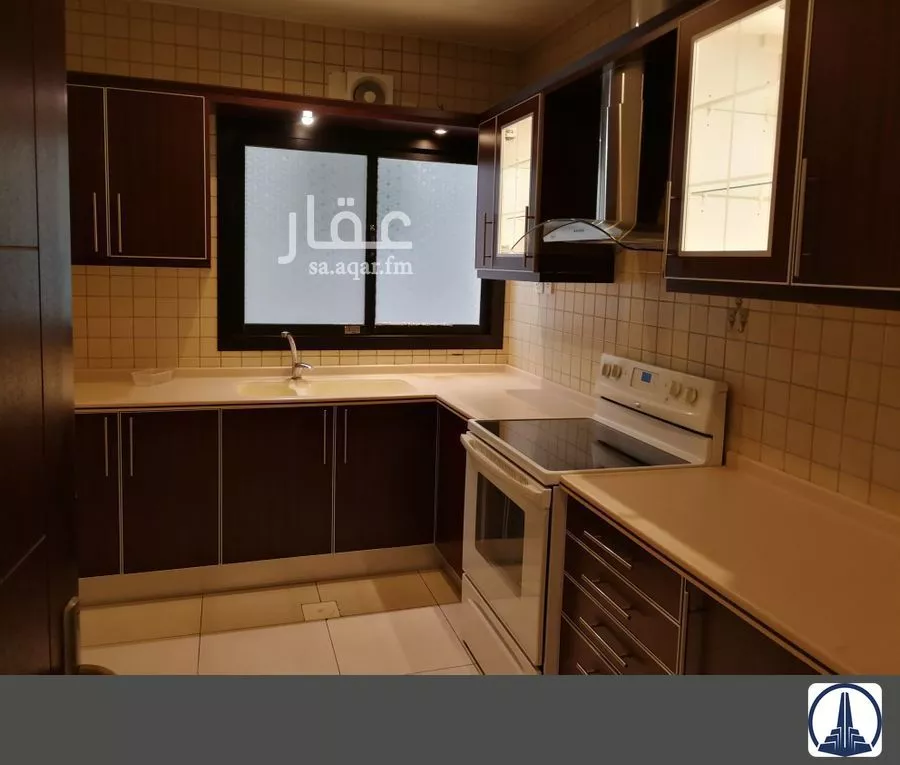 شقة 2 غرف في الرويس 4