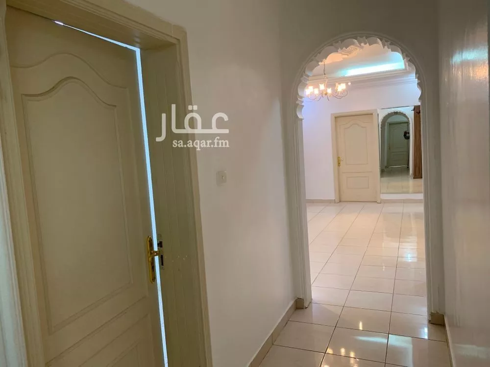 شقة 5 غرف في النسيم 11