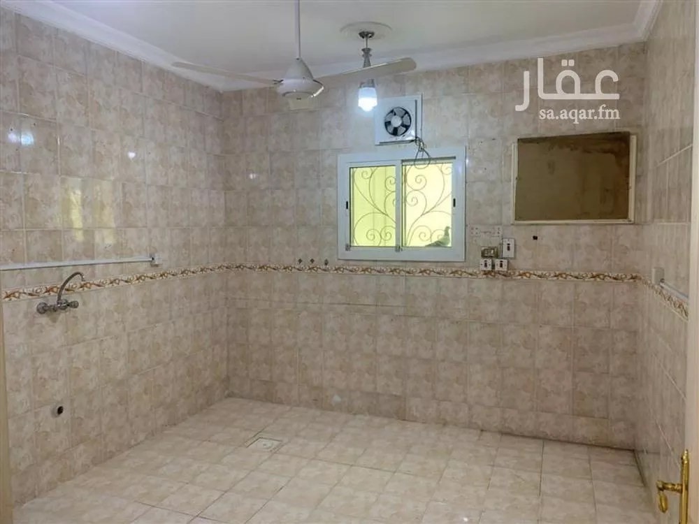 شقة 5 غرف في النسيم 8