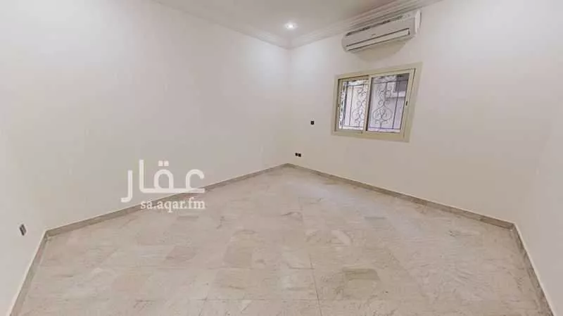 شقة 4 غرف في الزهراء 20