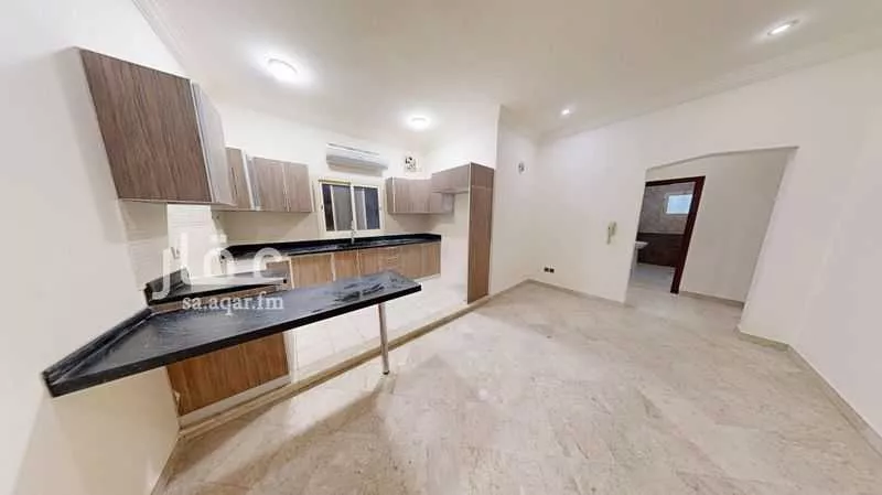 شقة 4 غرف في الزهراء 8