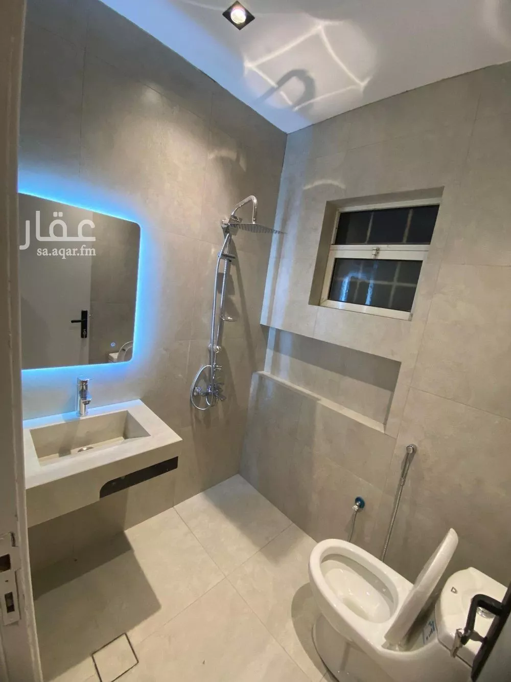 شقة 2 غرف في الملقا 2