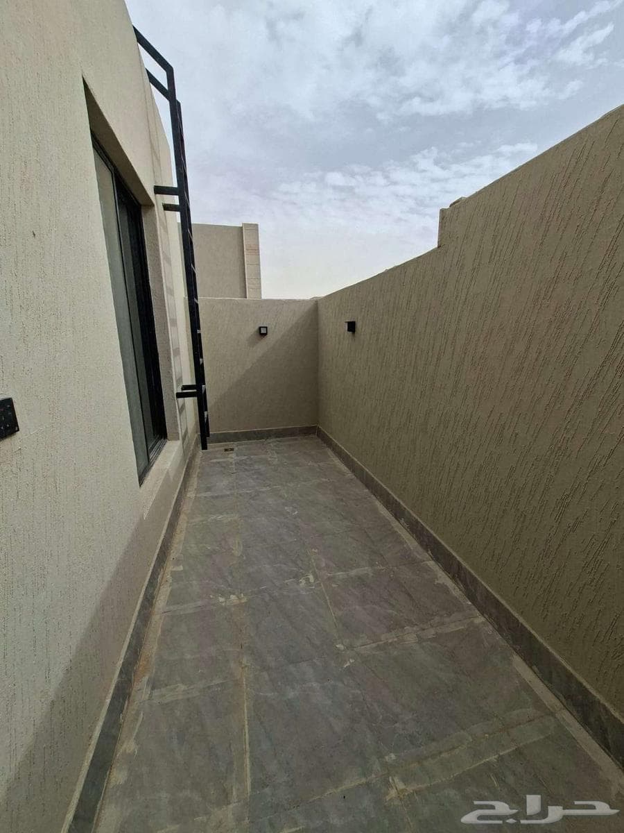 شقة 5 غرف في الجنادرية 3