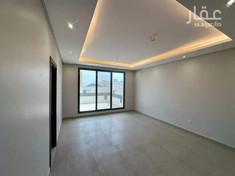 شقة 3 غرف في الروضة 6