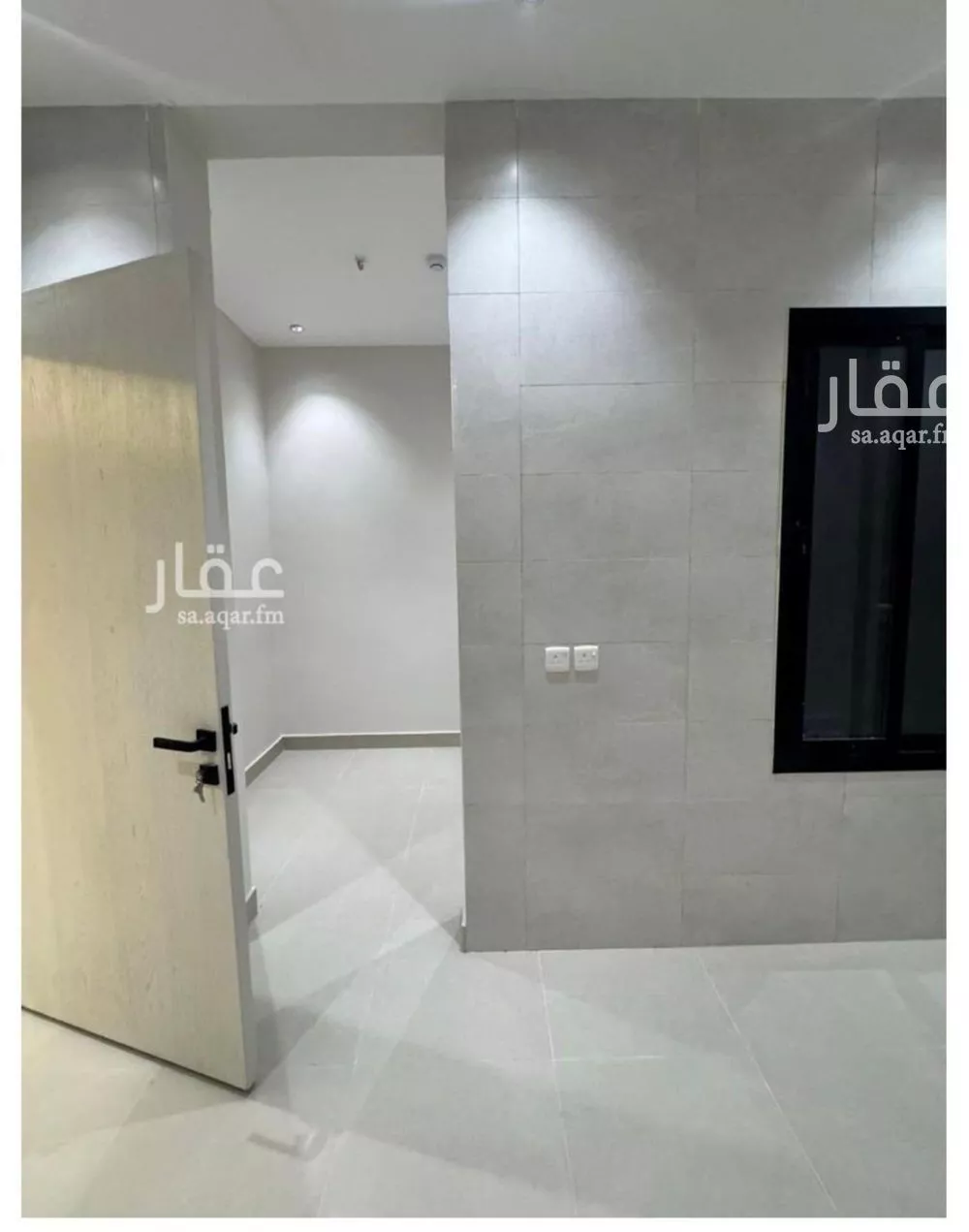 شقة 3 غرف في الرمال 1