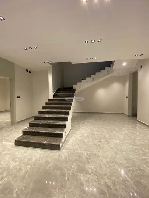 فيلا 6 غرف في الملك فيصل 17