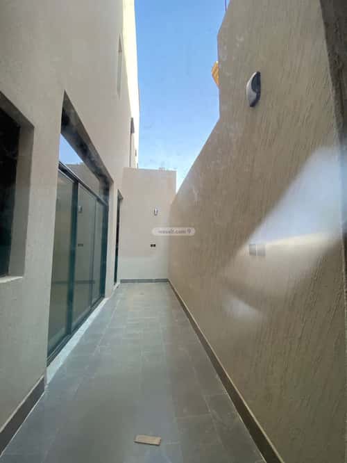 فيلا 6 غرف في الملك فيصل 18