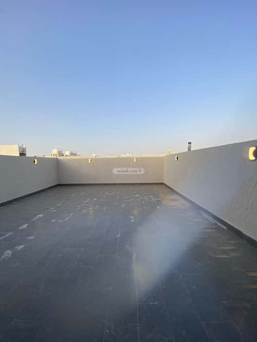 فيلا 6 غرف في الملك فيصل 4