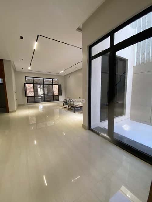 فيلا 6 غرف في الملك فيصل 16