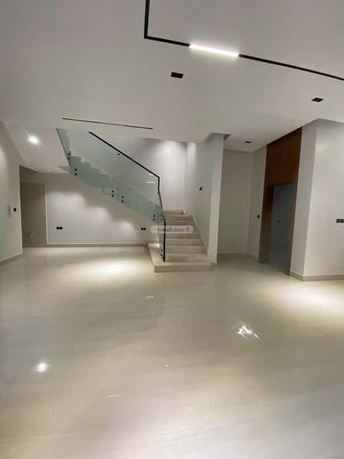 فيلا 6 غرف في الملك فيصل 18