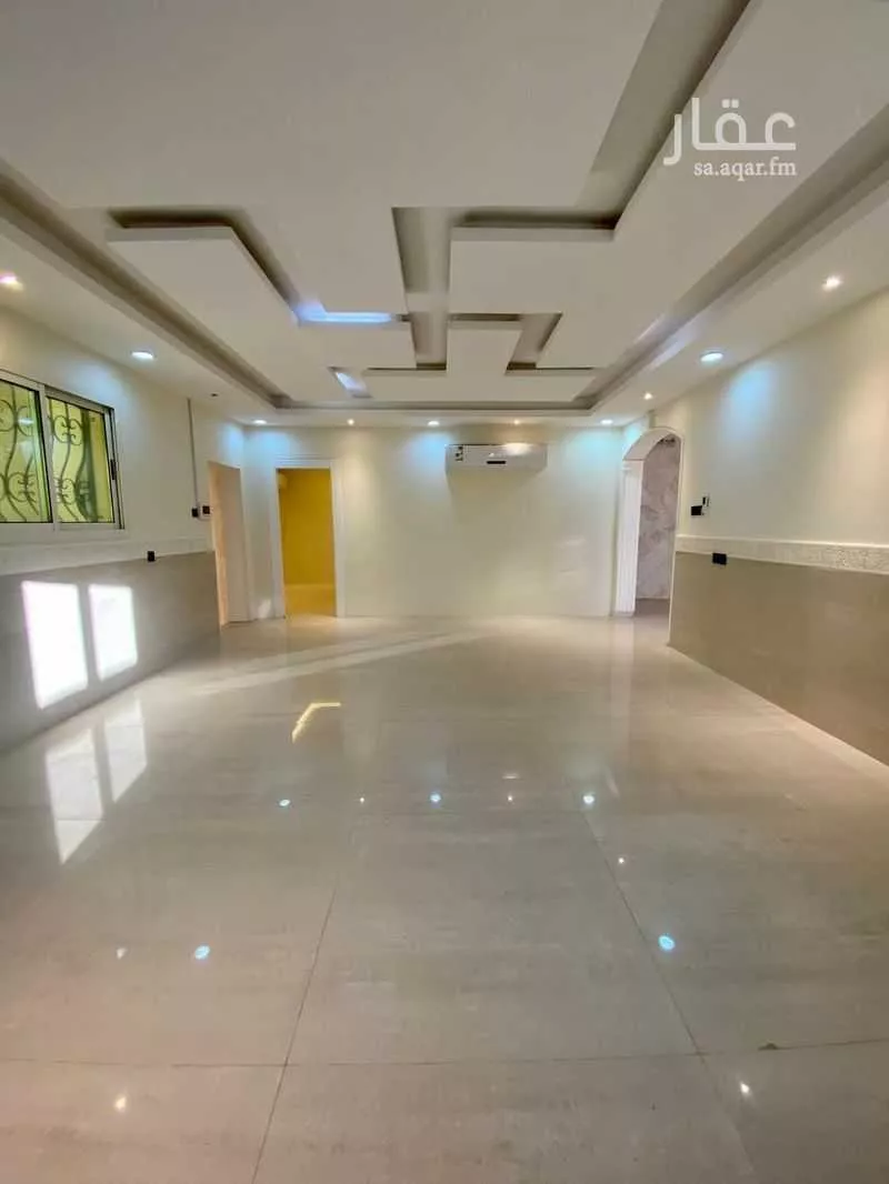 دور 5 غرف في الملك فهد 11