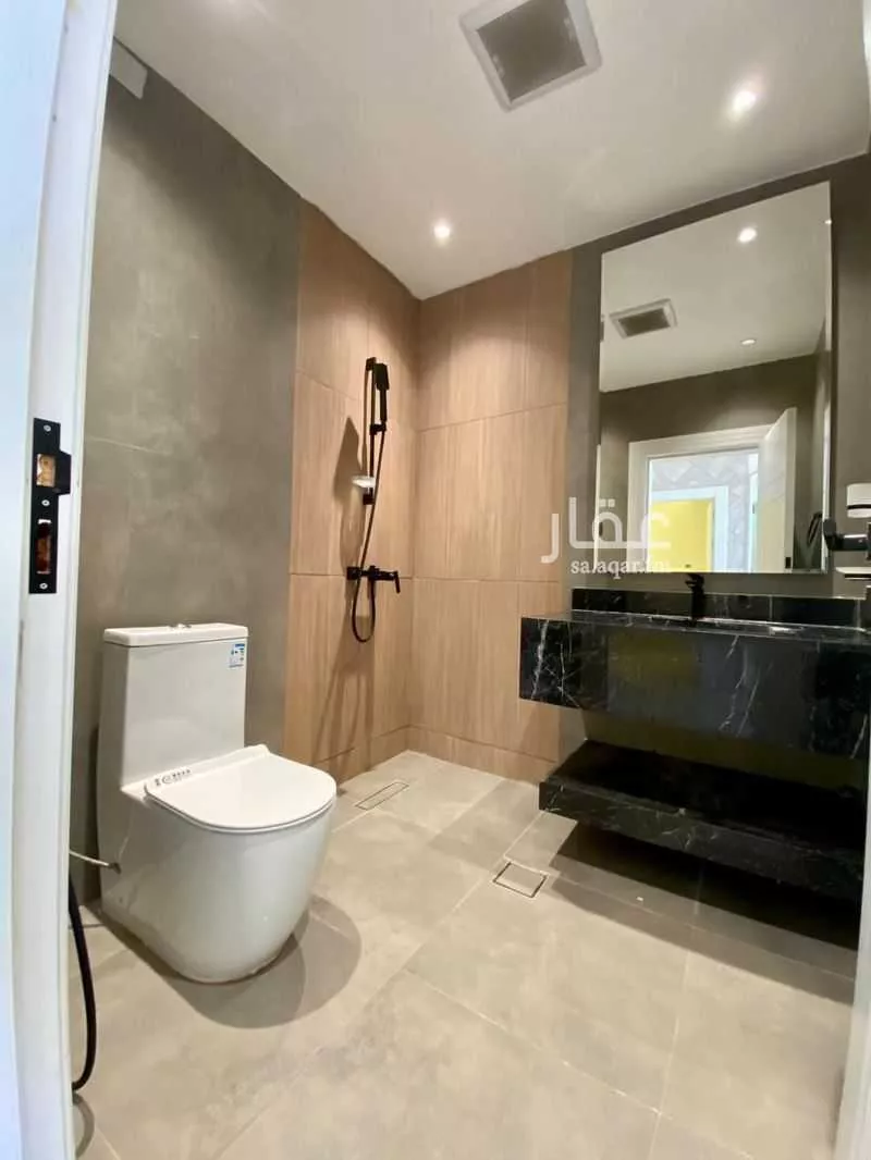 دور 5 غرف في الملك فهد 9