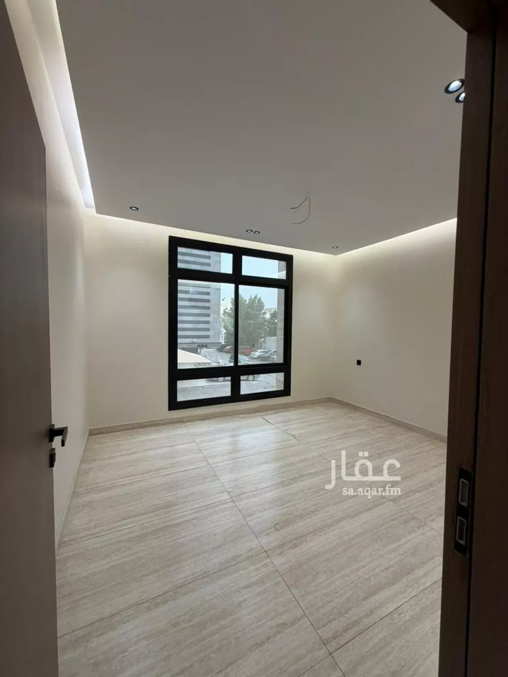 شقة 3 غرف في النعيم 12