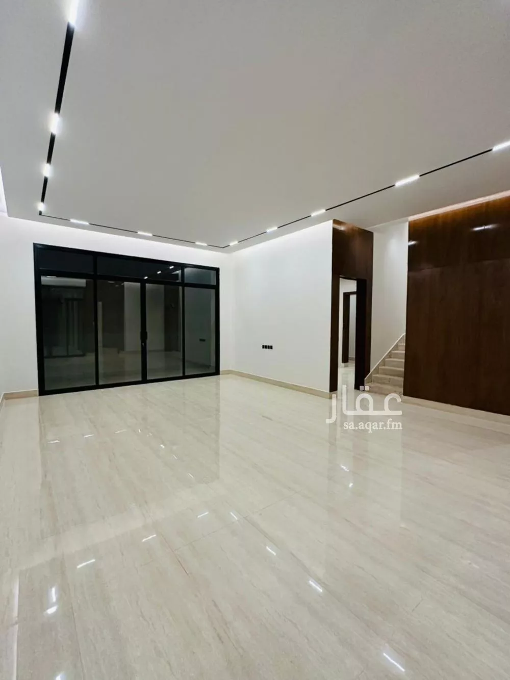 فيلا 6 غرف في الرمال 22