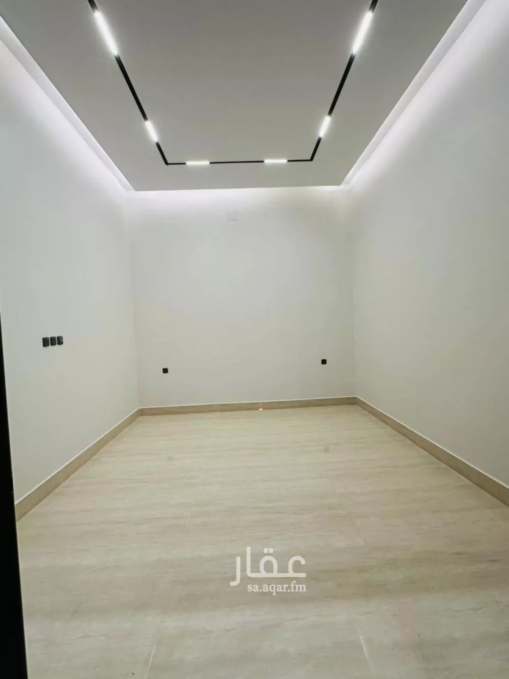 فيلا 6 غرف في الرمال 24