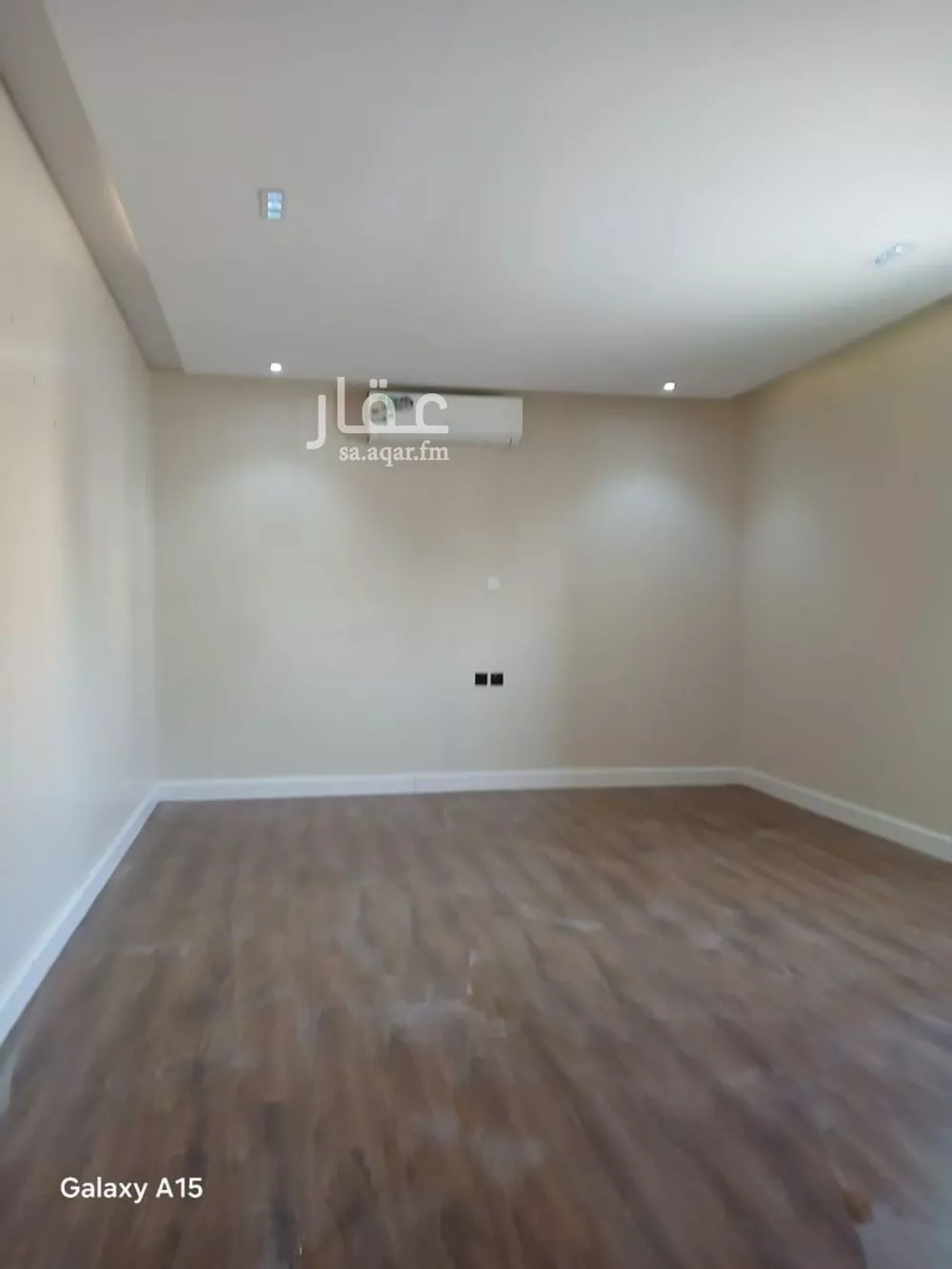شقة 1 غرف في العقيق 8