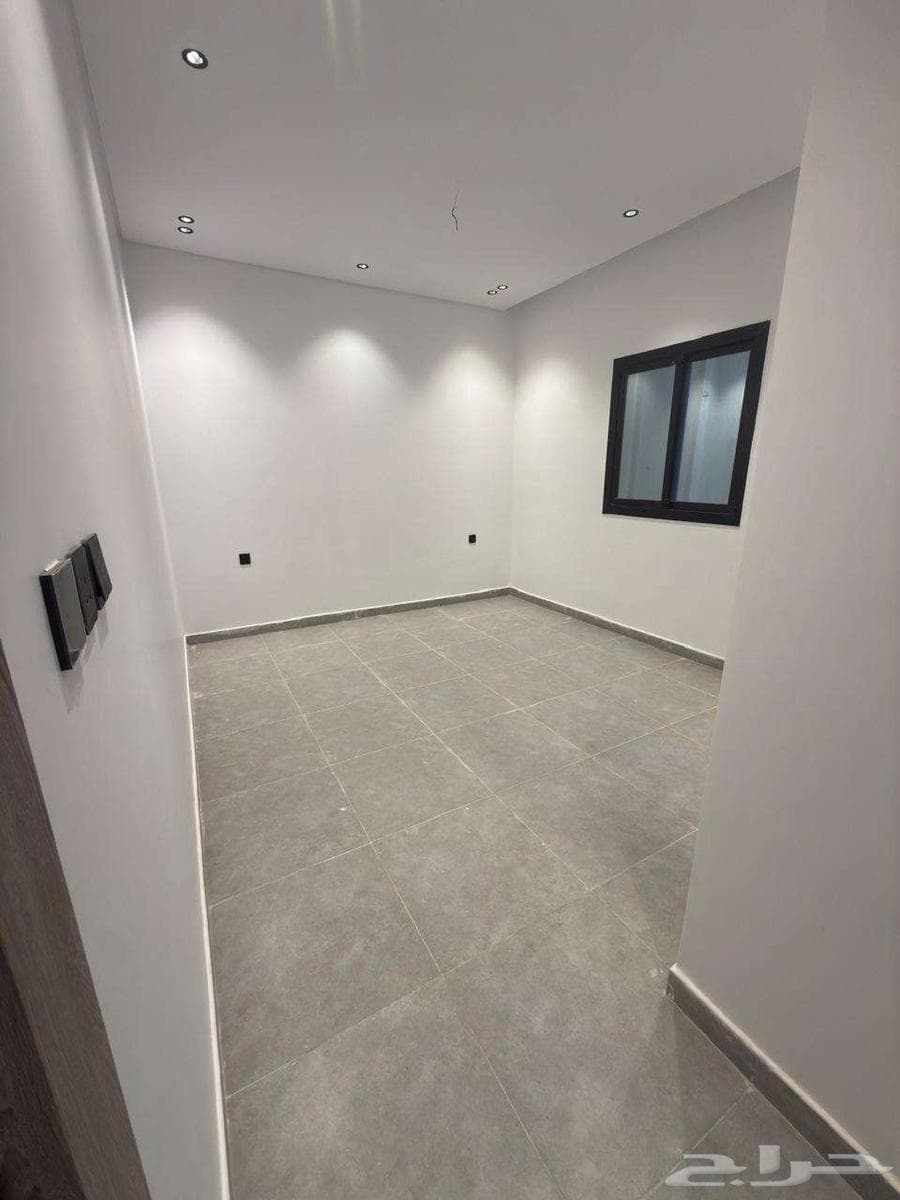 شقة 3 غرف في الصفا 8