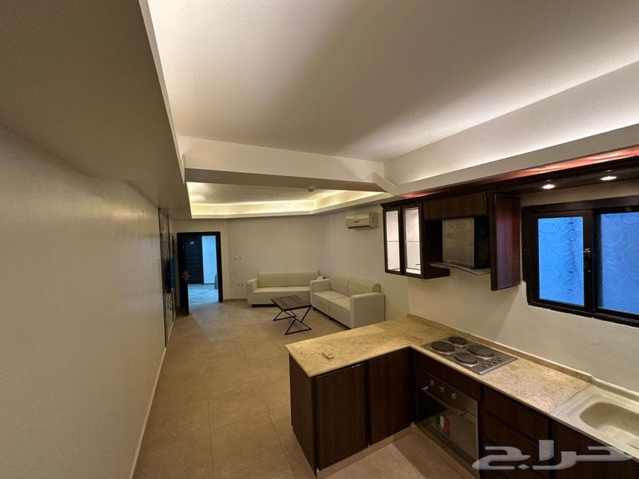 شقة 1 غرف في الروضة 9