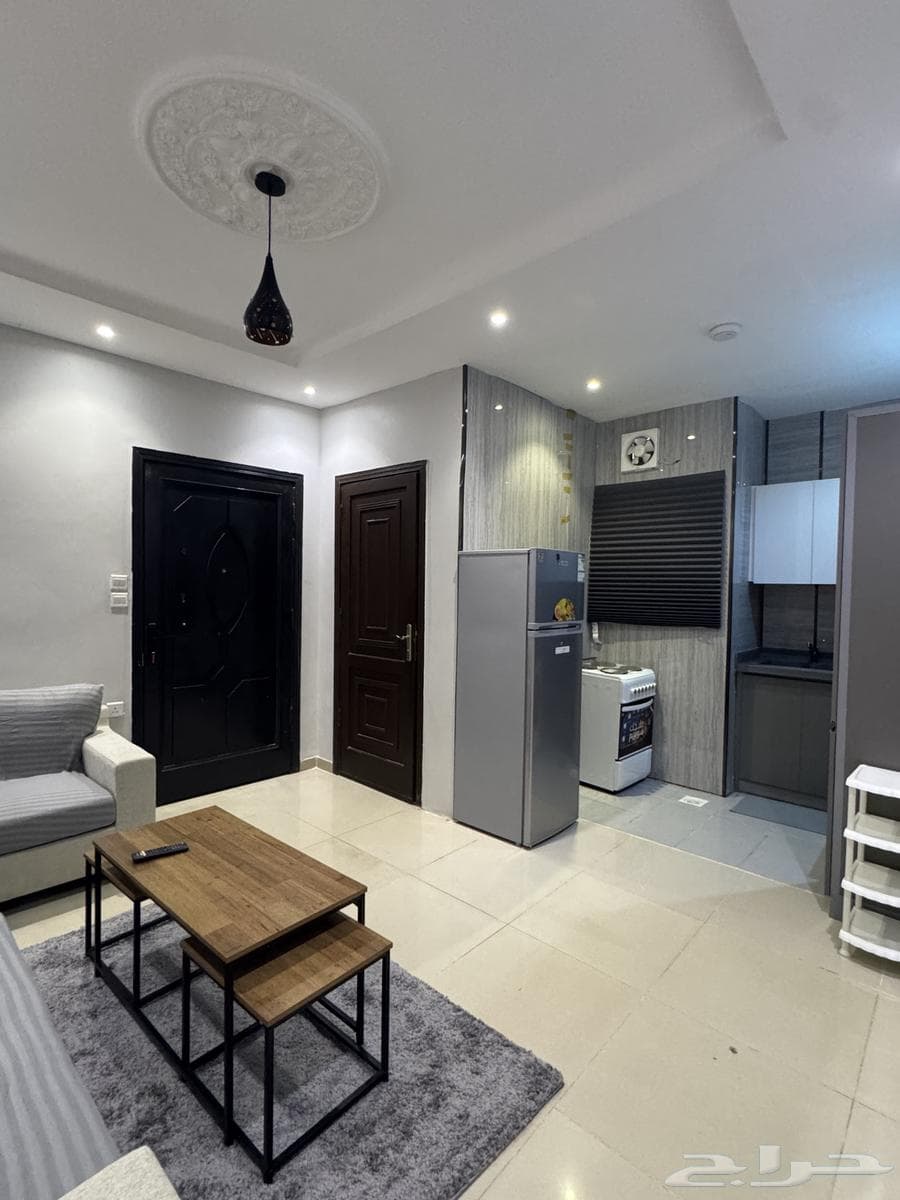 شقة 2 غرف في النعيم 6