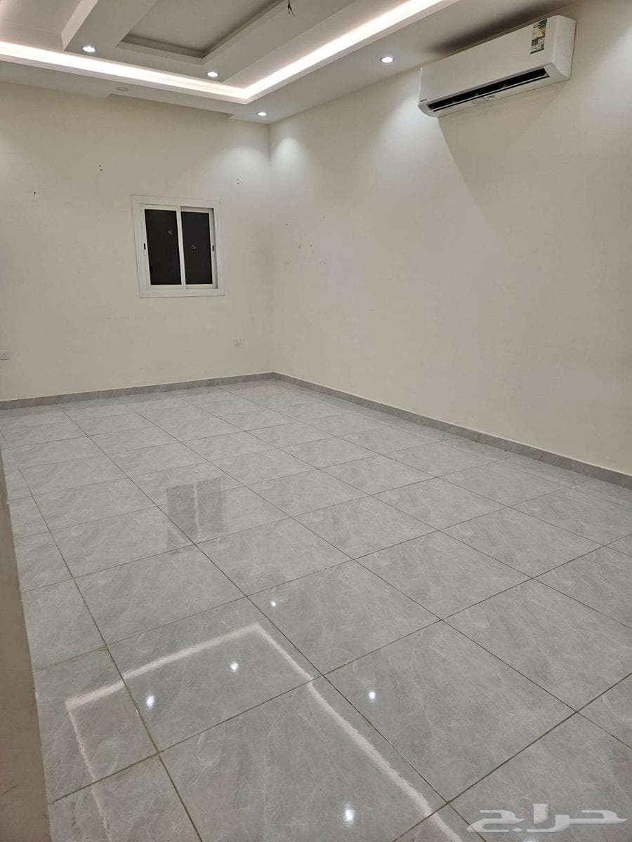 شقة 5 غرف في الصوارى 8