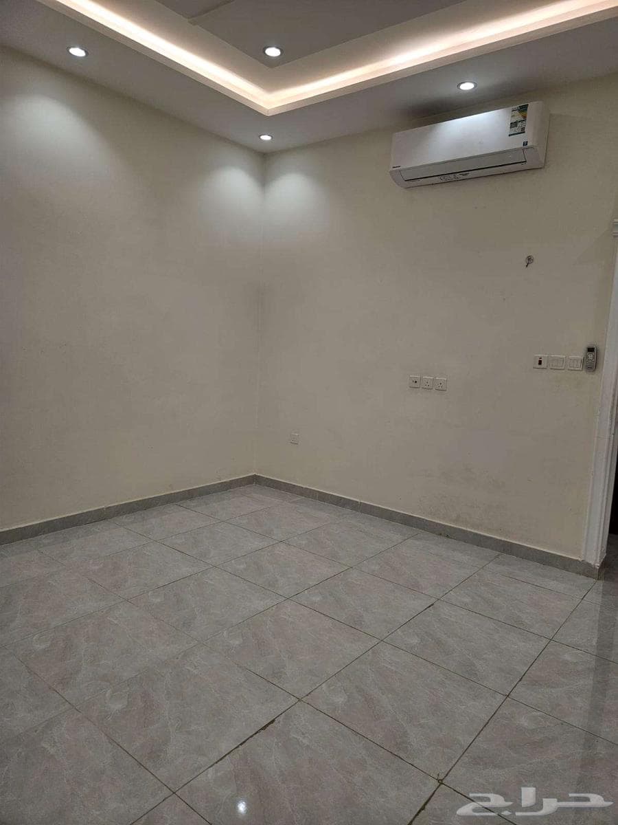 شقة 5 غرف في الصوارى 9