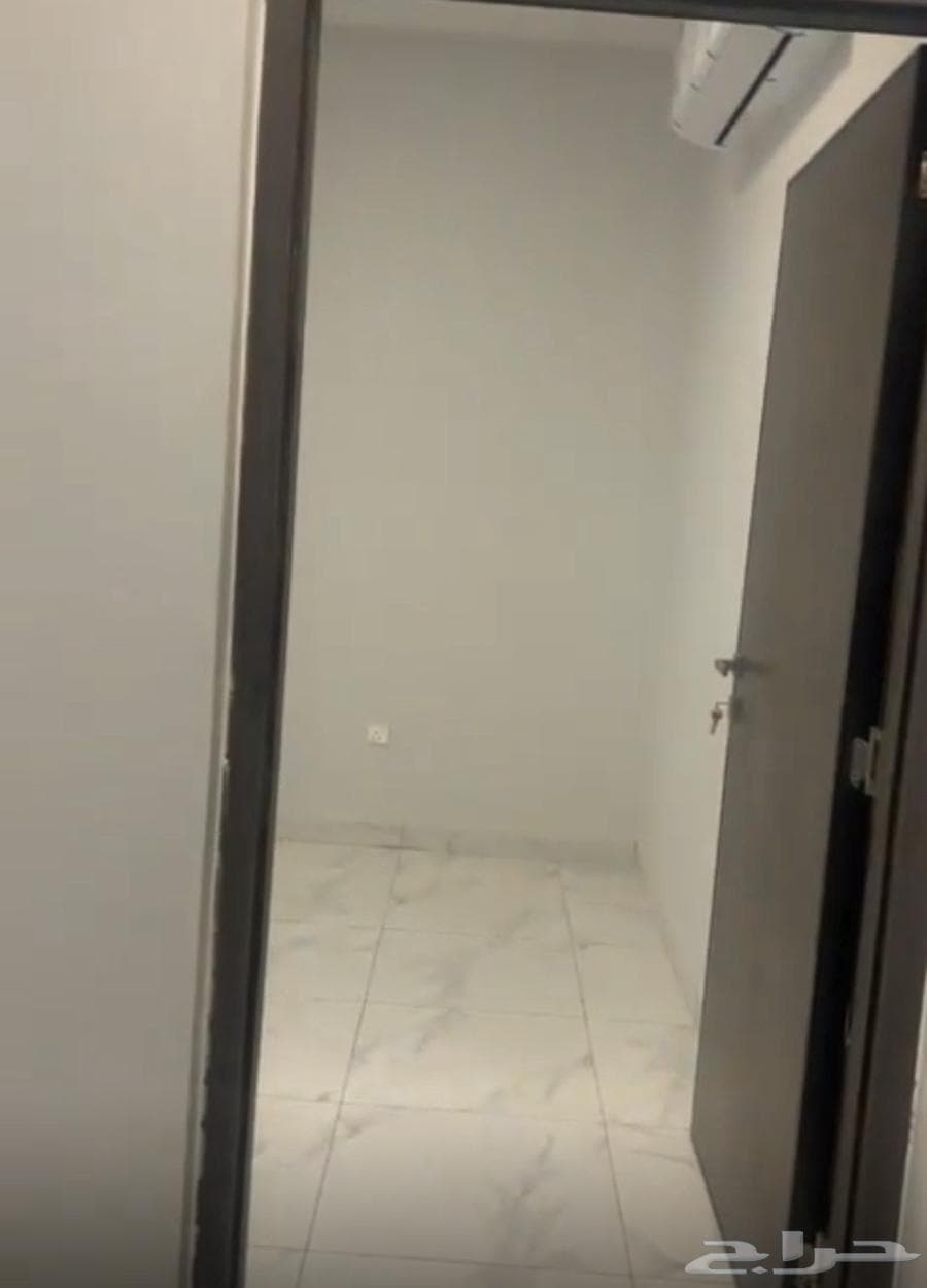 شقة 2 غرف في الريان 6