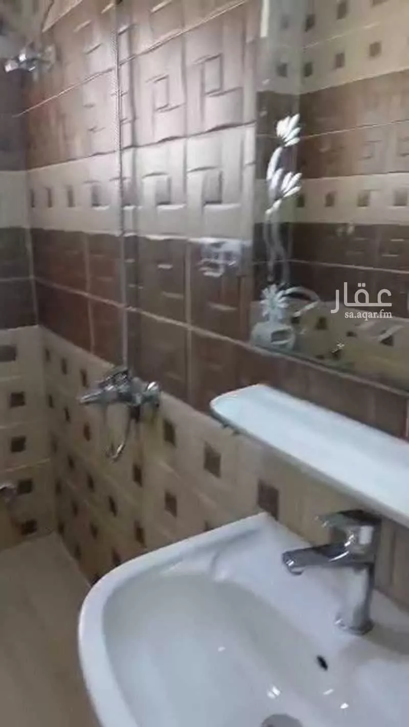 عمارة 625 م² في مشرفة 4