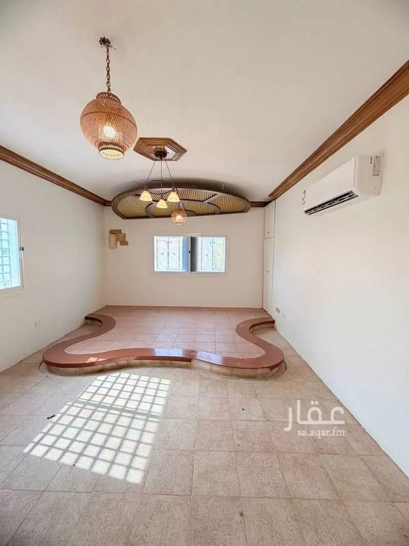 فيلا 5 غرف في المروج 14