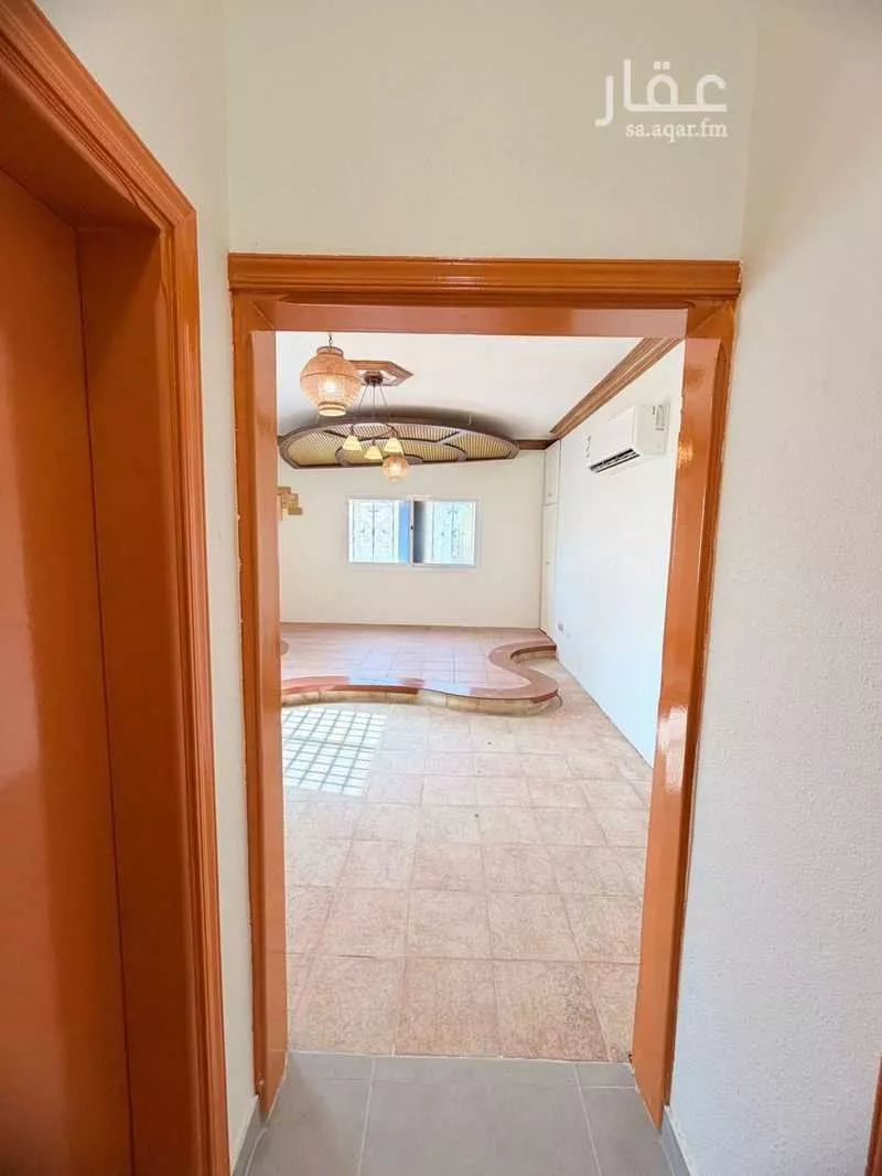 فيلا 5 غرف في المروج 16