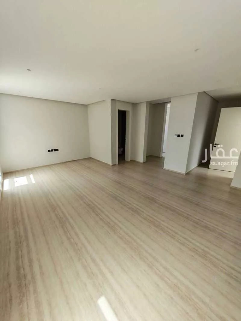 فيلا 4 غرف في العارض 14