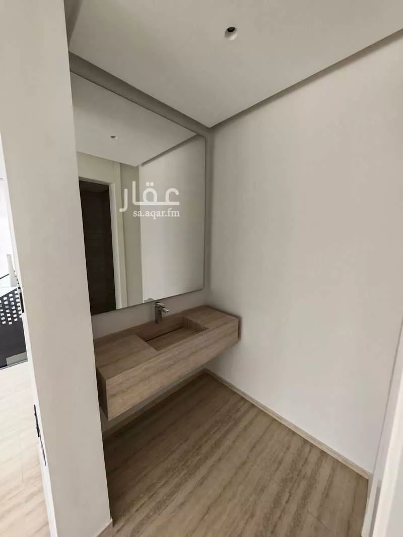 فيلا 4 غرف في العارض 26