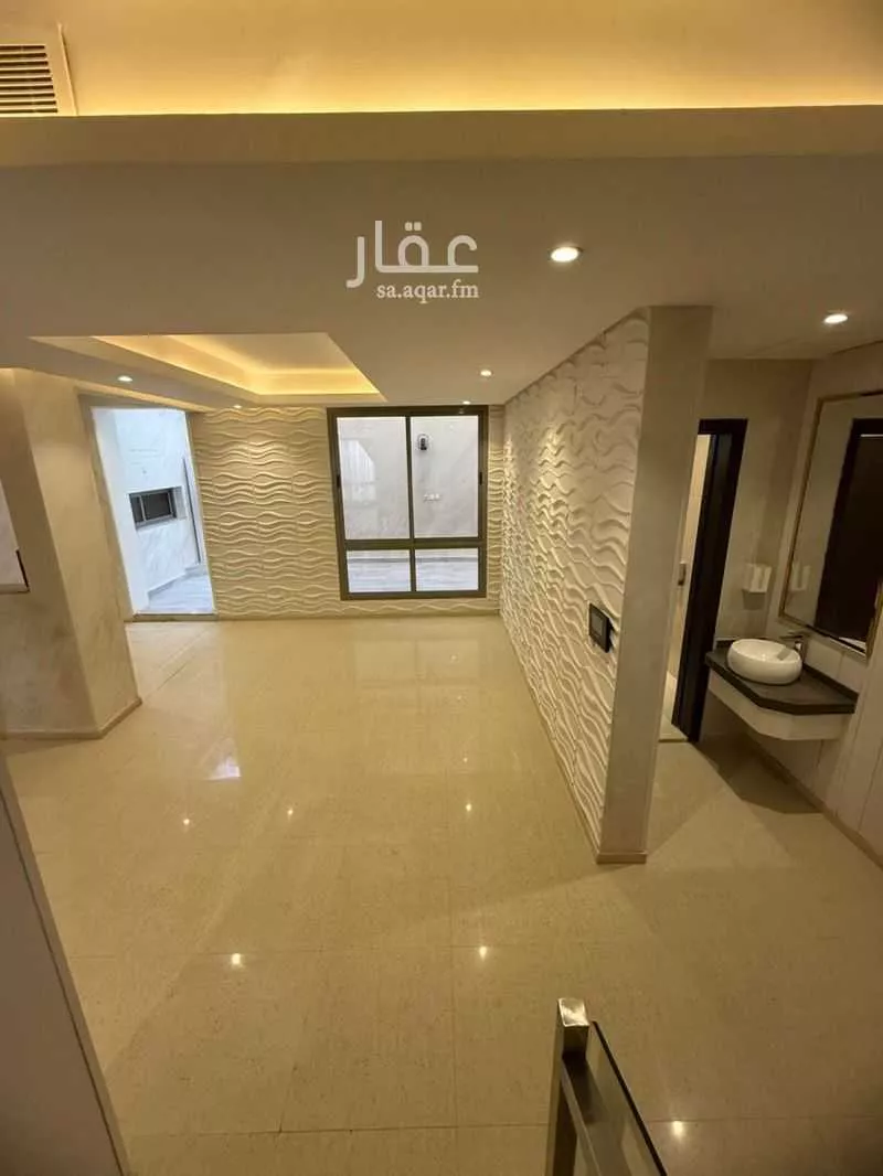 فيلا 6 غرف في العارض 8