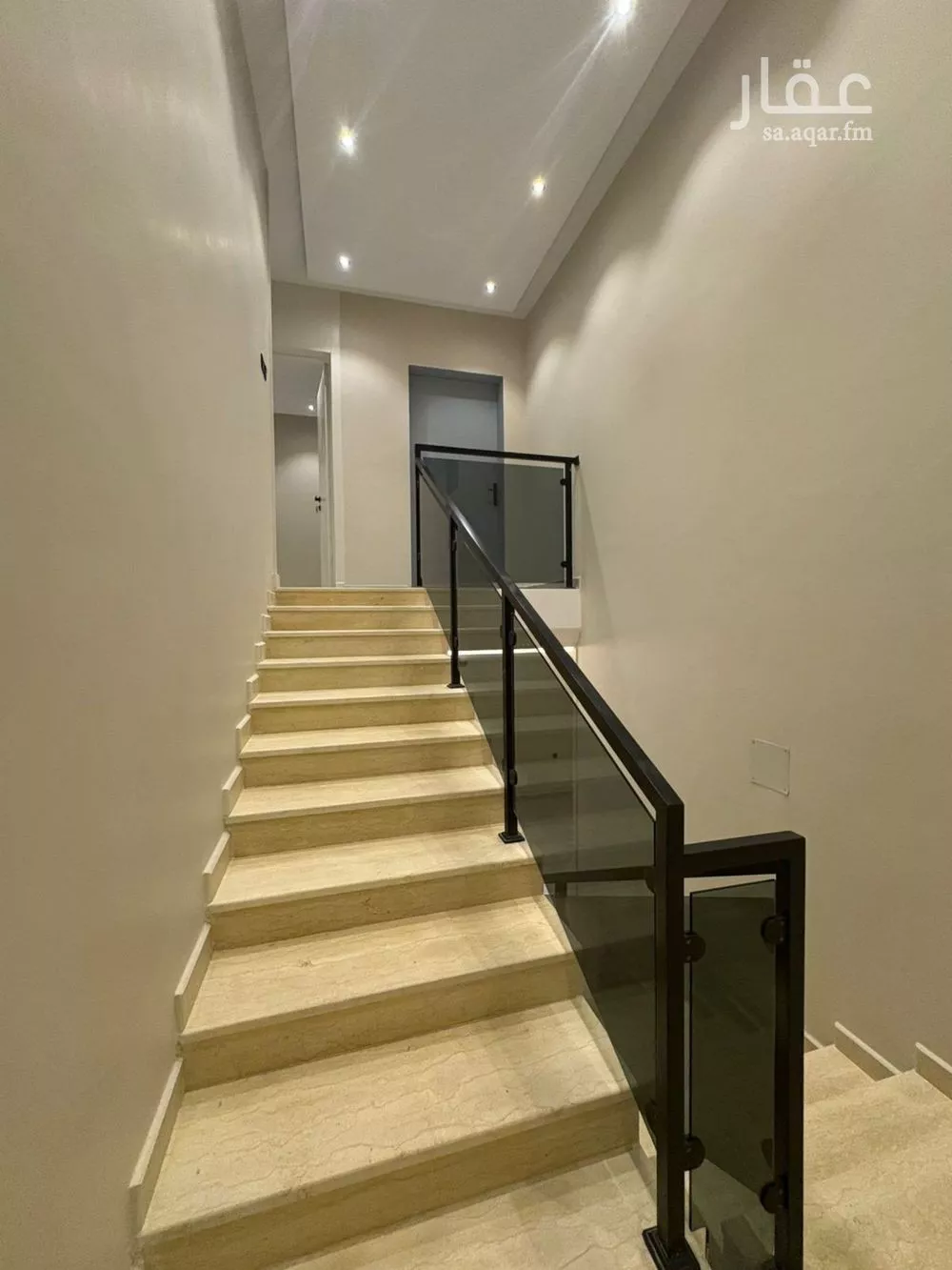 4 bedroom villa in Al Uraija Al Gharbiyah 12