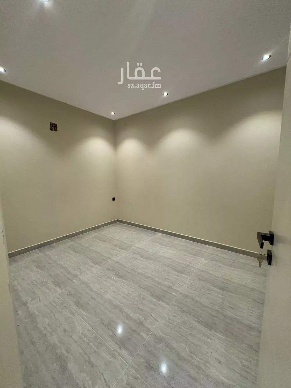 4 bedroom villa in Al Uraija Al Gharbiyah 4