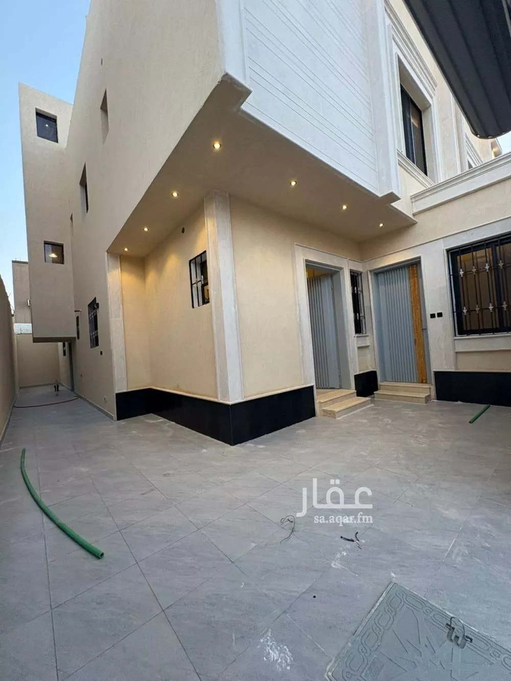 4 bedroom villa in Al Uraija Al Gharbiyah 9