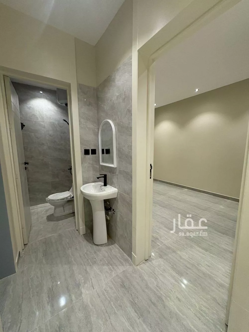 4 bedroom villa in Al Uraija Al Gharbiyah 10