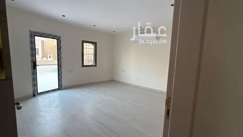 فيلا 3 غرف في الياسمين 7