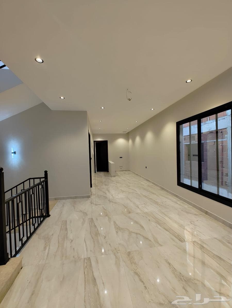 8 bedroom villa in Jeddah 2