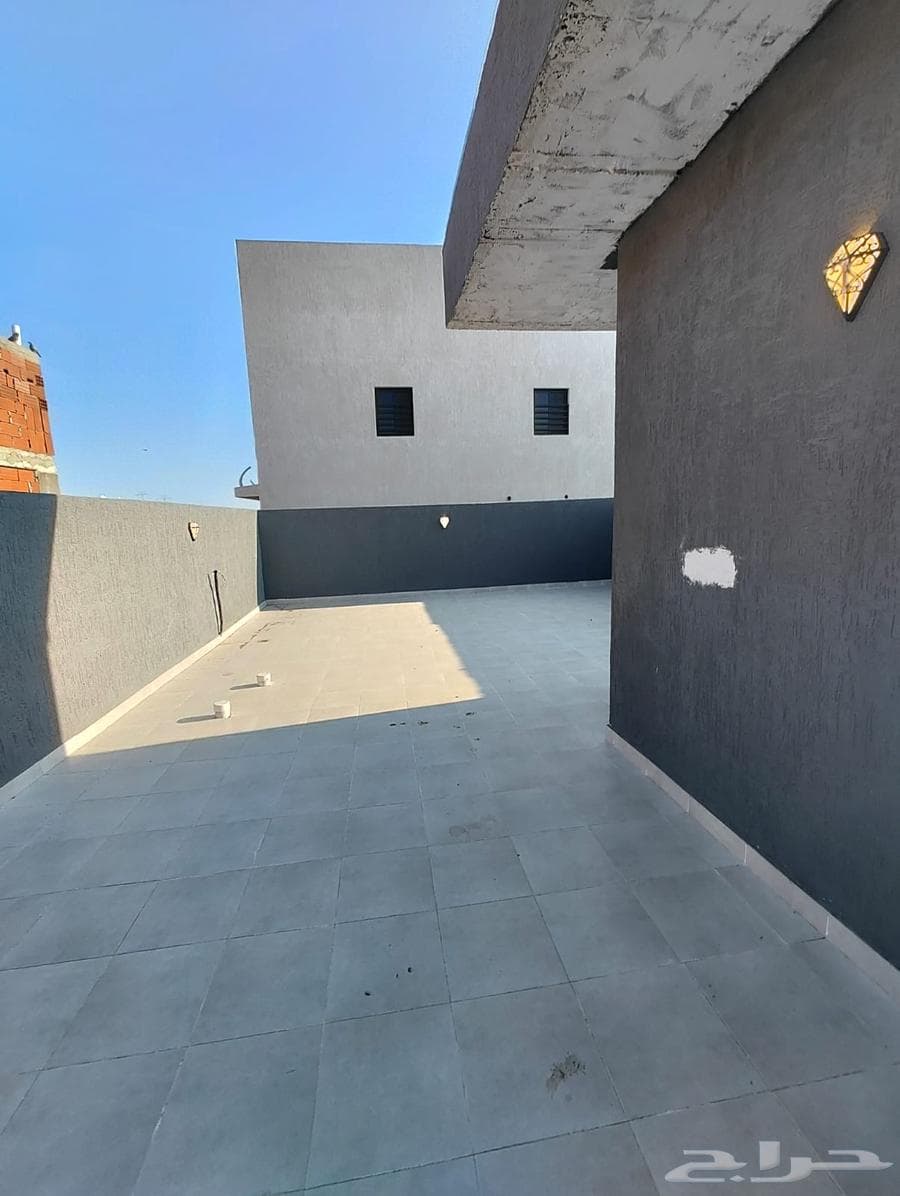 8 bedroom villa in Jeddah 10