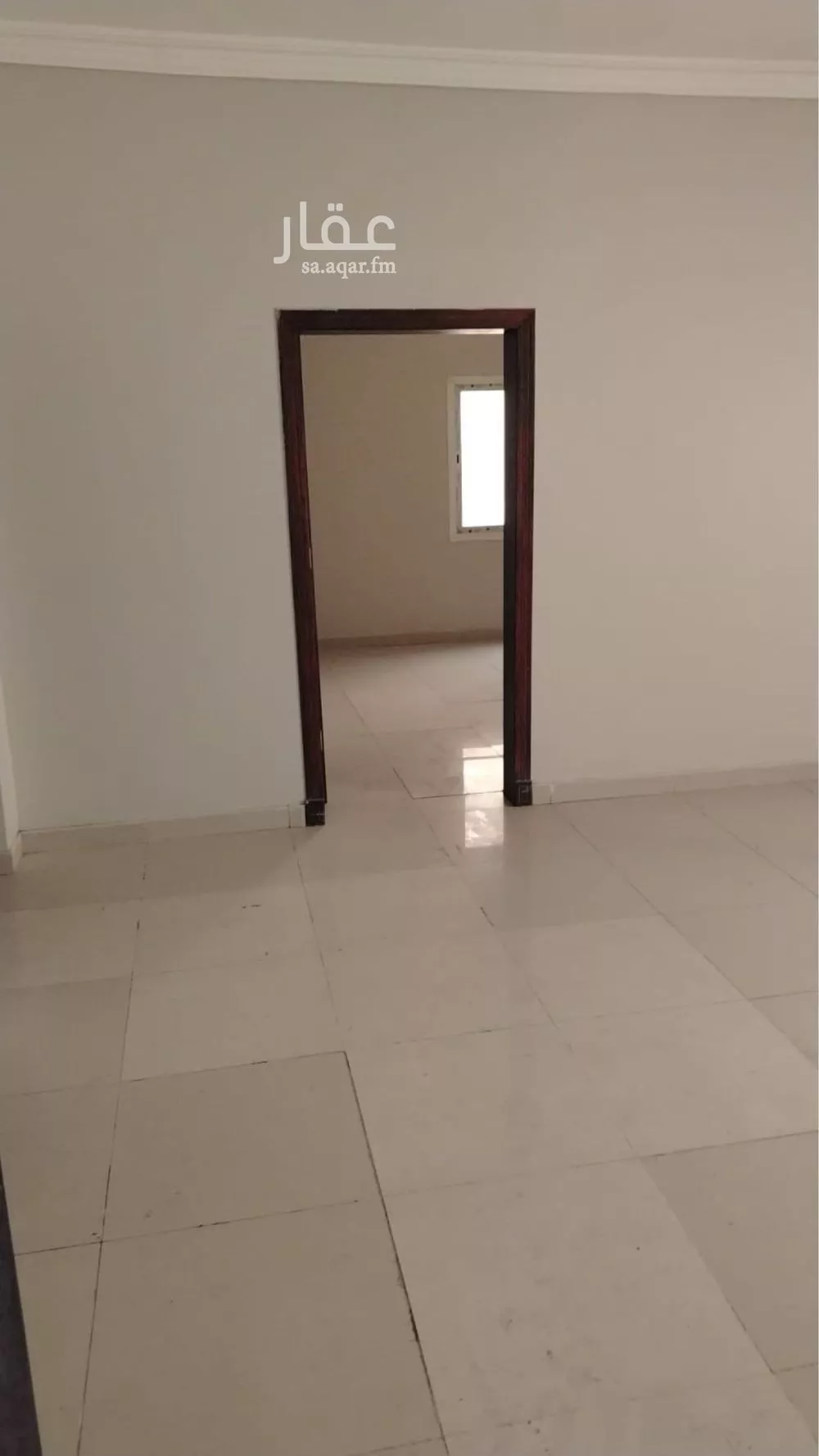 عمارة 750 م² في الروضة 15