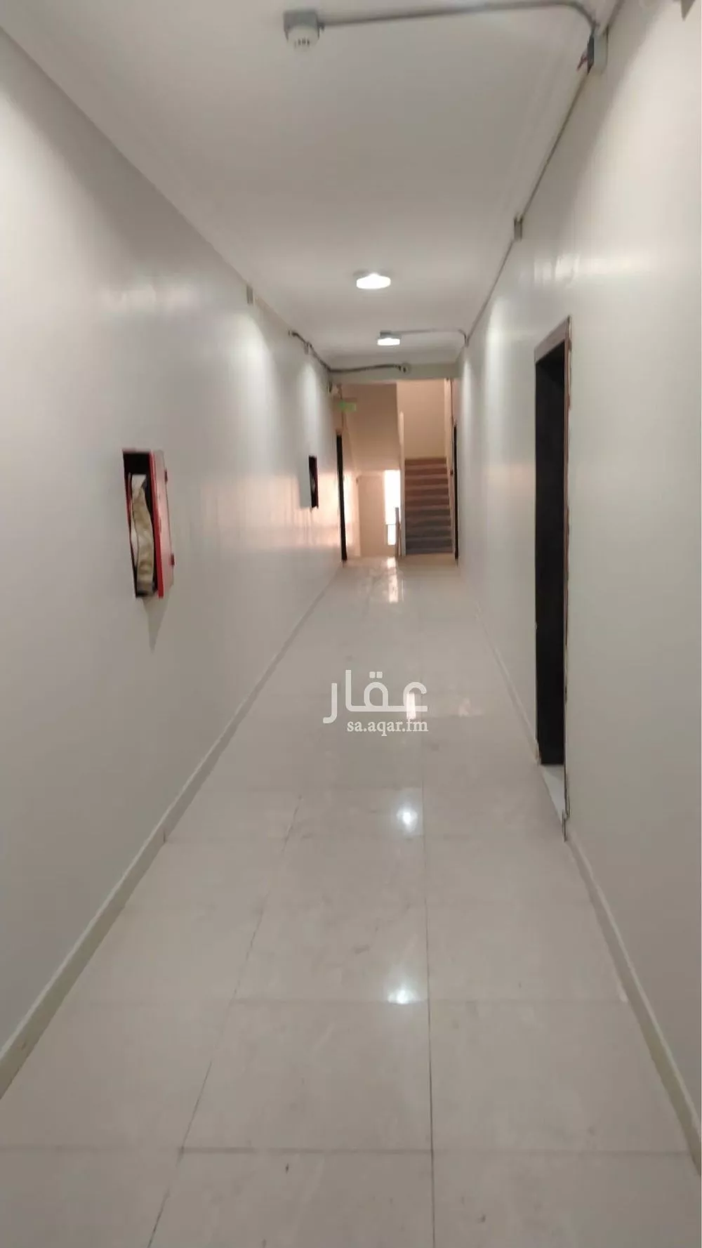 عمارة 750 م² في الروضة 8