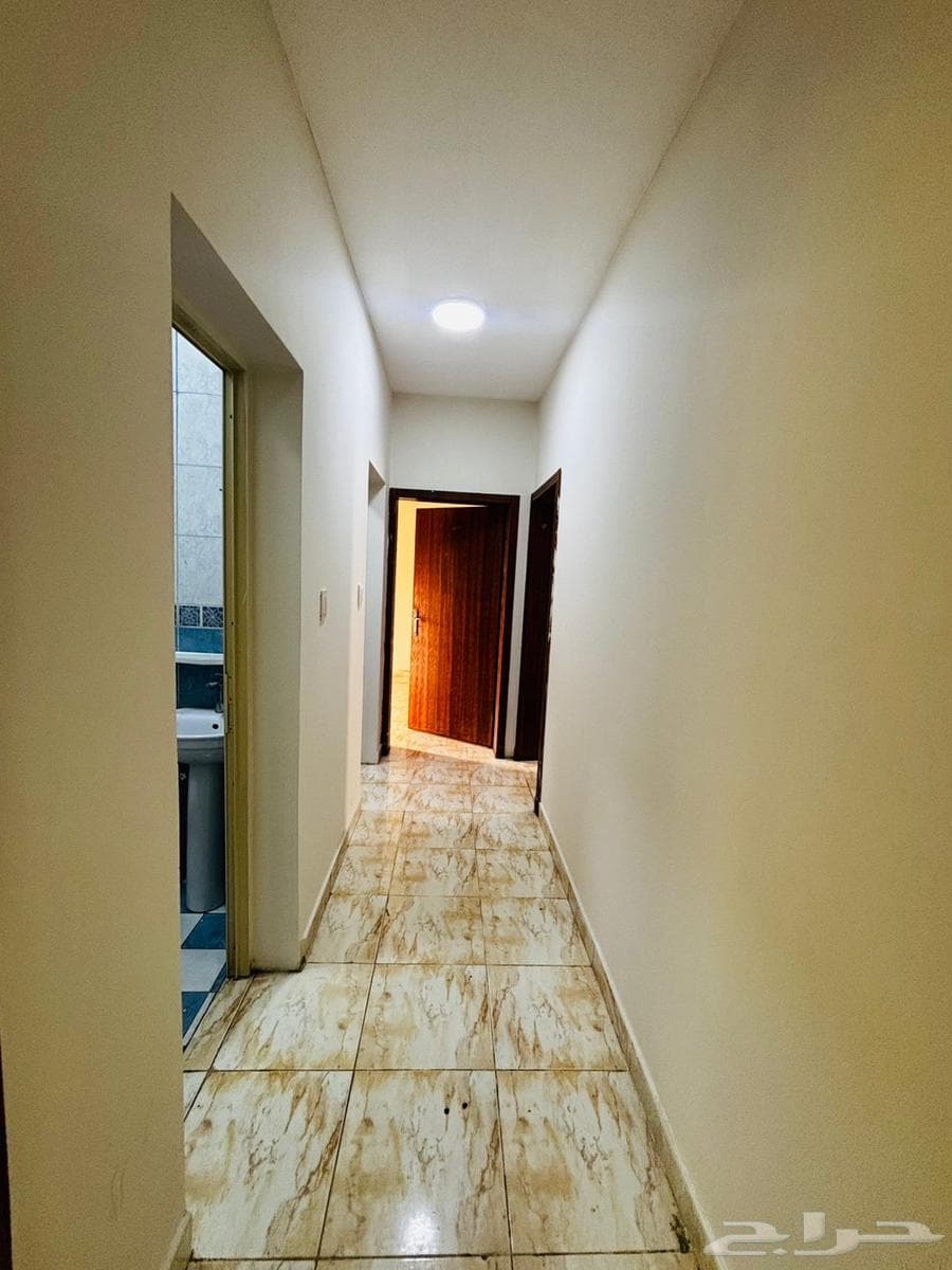 شقة 2 غرف في احد 4