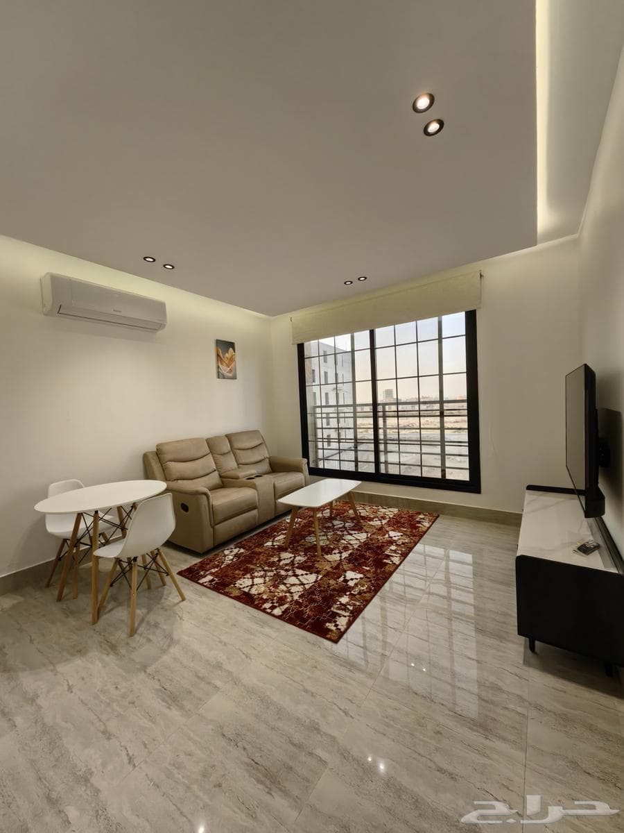 شقة 1 غرف في الحمرا 1