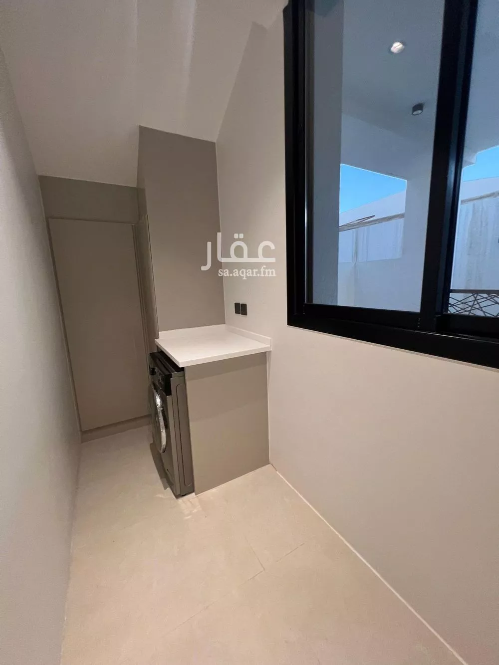 شقة 3 غرف في العارض 9