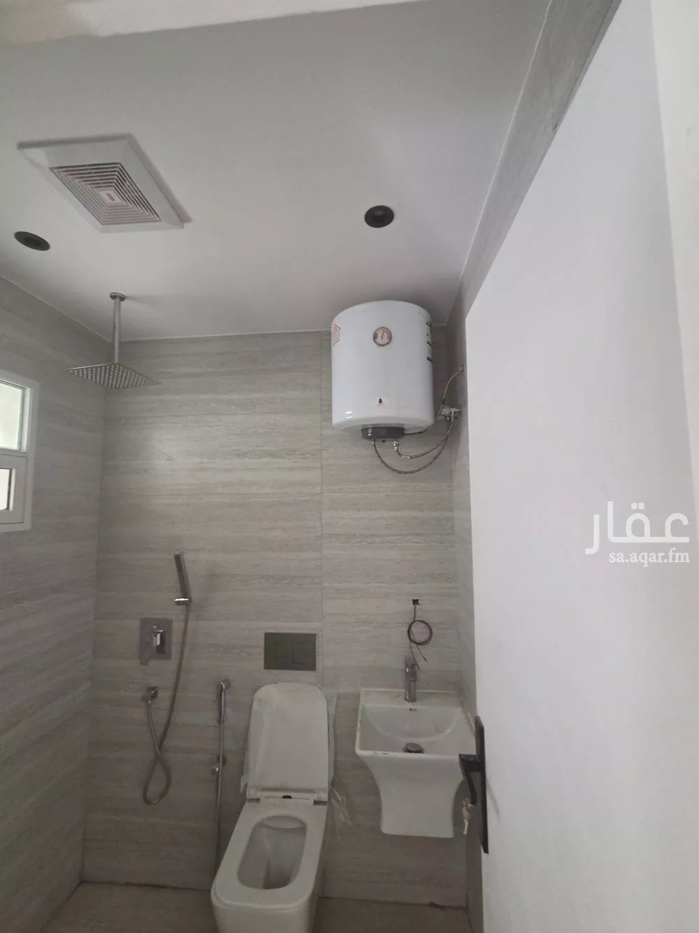 شقة 1 غرف في المغرزات 3