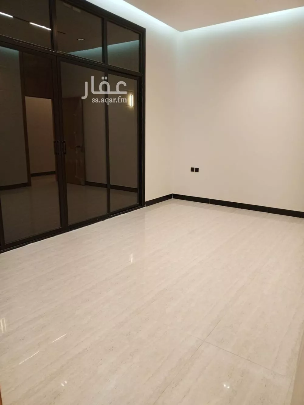 5 bedroom villa in Al Rimal 3