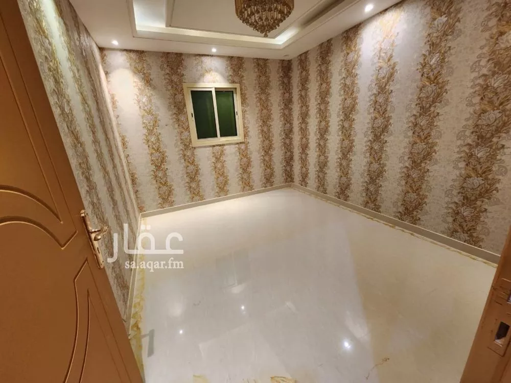 شقة 5 غرف في إشبيلية 4