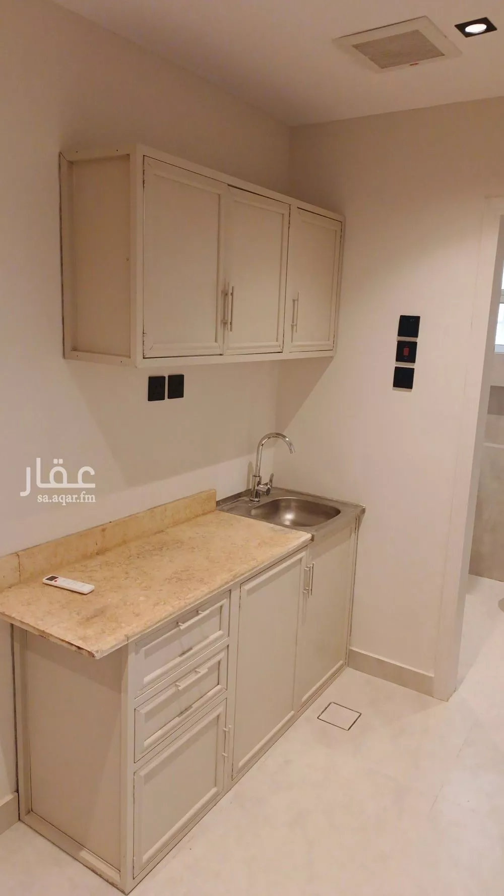 2 bedroom apartment in Al Malqa 5