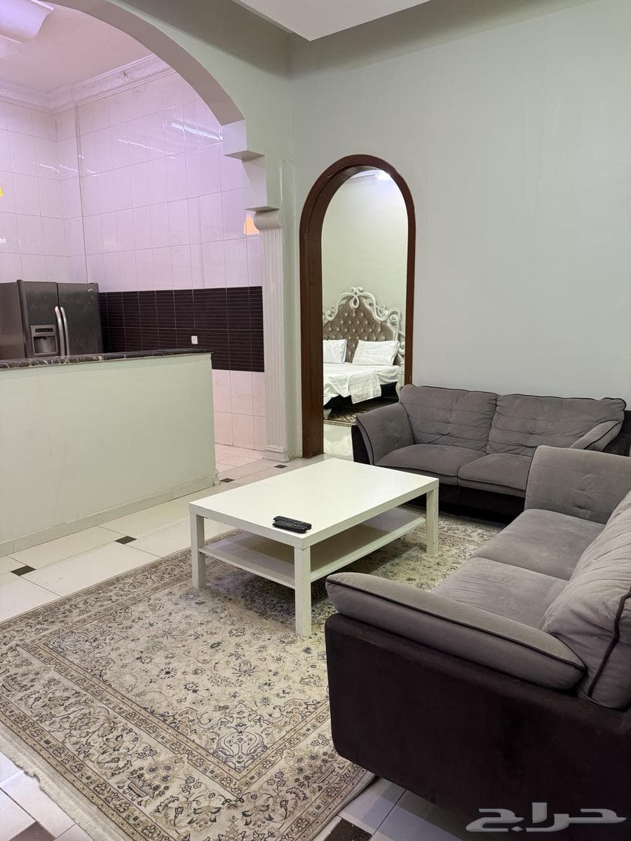 شقة 20 غرف في السلام 5